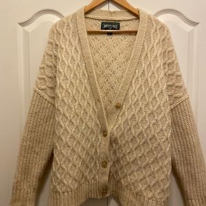Beige American Eagle button up sweater. Sz Large